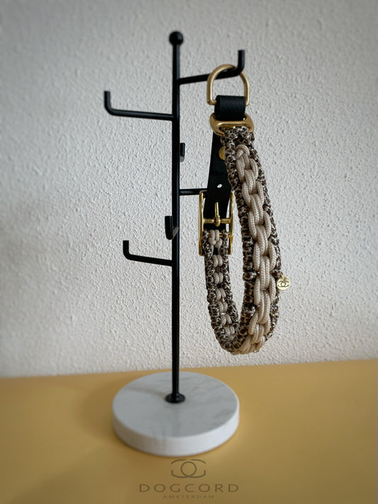 DC  halsband